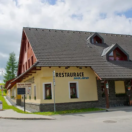 Rodinny Skiland 3*