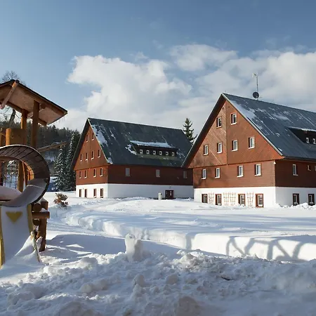 Rodinný Skiland Penzion Ostružná